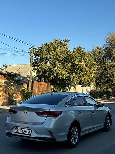 Продажа авто: Hyundai Sonata: 2017 г., 2 л, Автомат, Бензин, Седан — 5