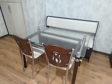 Ev və bağ: Mətbəx masa dəsti 200₼. divan bazalıdır. Ünvan — 1