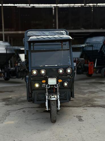 сктер: Кумурска мотороллер Электро, 50 км, 1500 кг жана андан көп, Жаңы — 2