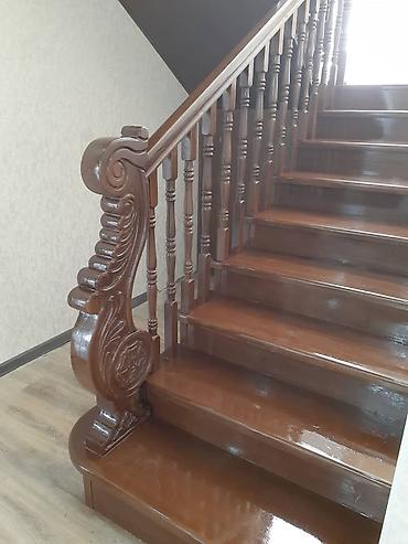 Деревянные лестницы: Деревянная лестница Для дома, Бесплатная консультация, Вид дерева: Кара Жыгач, Форма лестницы: Г-образная, Стиль: Хайтек — 3