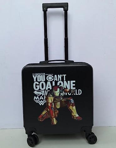 Putni koferi i torbe: Tvrdi kofer sa motivom superjunaka – kabinski format - Materijal — 2