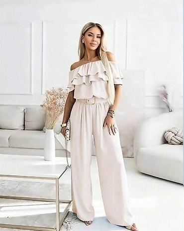 mana skafanderi: Ženski elegantni kombinezon sa otkrivenim ramenima - Model: široke — 1
