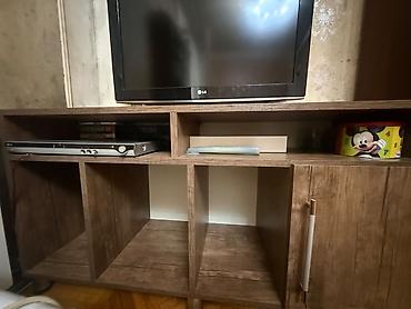 Ağac teksturalı TV stendi / media dolabı - Material: laminat taxta
