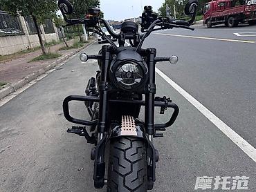 матациклы: Круизер Lifan/LaVida V-twin 500 (Chinchilla) — брутальный городской — 2