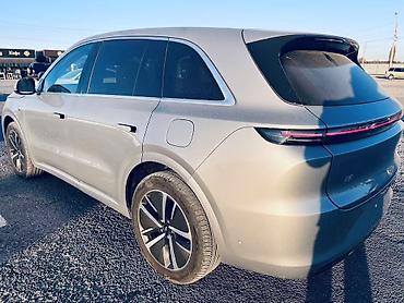 продажа колес: Lixiang L6: 2024 г., 1.5 л, Автомат, Гибрид, Кроссовер — 3