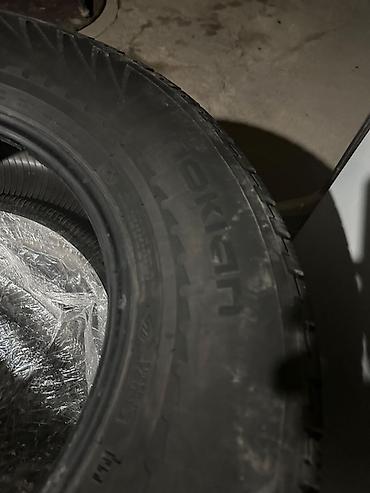 265 40 17: Комплект зимних шин Nokian, размер 285/65 R17. - Тип: зимние — 4