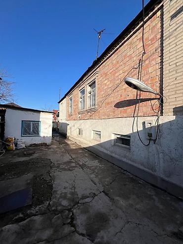 Продажа коттеджей и домов: Уй сатылат Немецкий 150-160 м2 -2 этаж .
Жер 4соток — 2