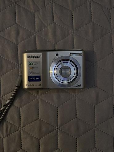 sony lens: Məhsul: Sony Cyber-shot kompakt rəqəmsal fotoaparat Xüsusiyyətlər: - — 1