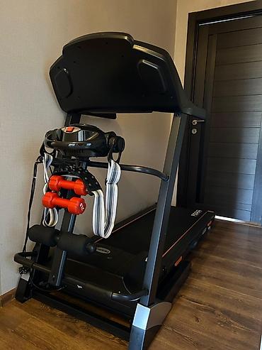 skorus: Ferro qaçış yolu – çoxfunksiyalı ev fitnes trenajoru - Geniş LED — 4