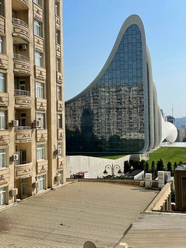 Uzunmüddətli kirayə mənzillər: Kirayə mənzil – Nərimanov metrosuna yaxın. Heydər Əliyev Mərkəzinin — 12