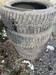 шипованные шины: Шиналар 235 / 60 / R 18, Winter stud, Колдонулган, Комплект, Жол тандабастар (АТ/МТ), Кытай, Maxxis