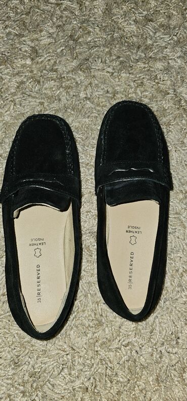 reserved decaci: Loafers, Reserved, Size - 35