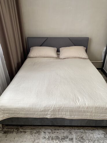 мебельный дсп: Спальный гарнитур, Двуспальная кровать, цвет - Серый, Б/у