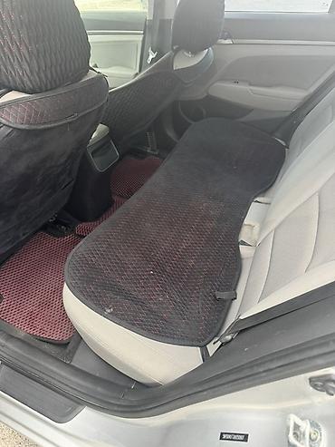 хенда: Hyundai Elantra: 2019 г., Бензин, Седан — 4