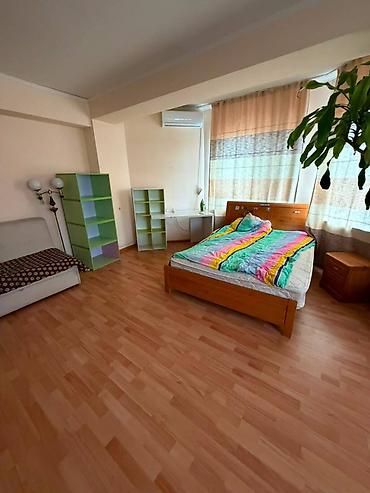помесячно: 🏡 105 м² | 2-комнатная квартира | 4 микрорайон ✨ Просторная квартира — 2