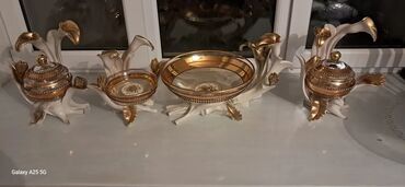 Boşqablar: Boşqablar, 4 ədədli dəst, rəng - Qızılı, İtaliya — 8