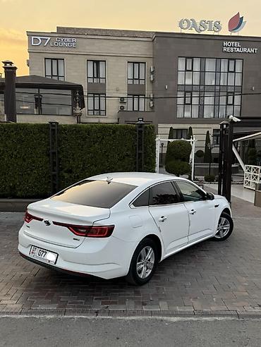 renault logan: Renault Samsung SM6: 2018 г., 2 л, Автомат, Газ, Седан — 7