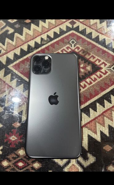 Apple iPhone: IPhone 11 Pro, 256 GB, Qara, Zəmanət, Simsiz şarj, Face ID