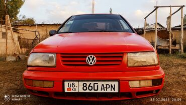 обмена машина: Volkswagen Vento: 1993 г., 1.8 л, Механика, Бензин, Седан