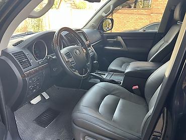 Продажа авто: Toyota Land Cruiser: 2007 г., 4.7 л, Автомат, Газ, Внедорожник — 4