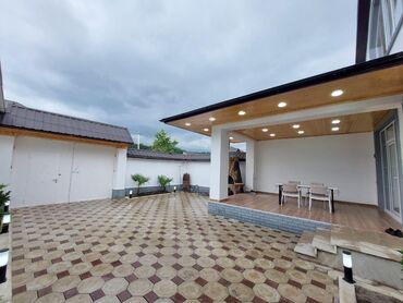 Günlük kirayə evlər: 222 kv. m, 5 otaqlı, Kombi, Qaz, İşıq — 25