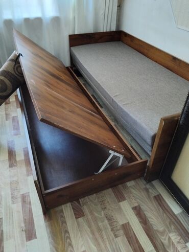 Divan, İşlənmiş, Açılan, Bazalı, Parça, Çatdırılma yoxdur