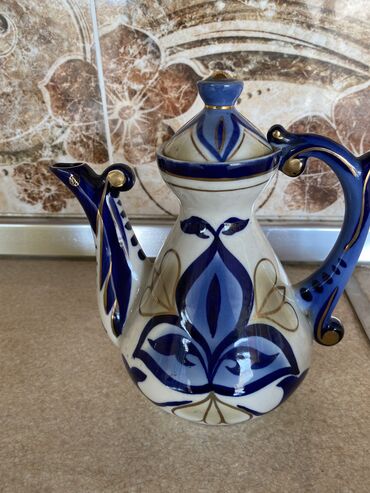 qedimi kasalar: Yeni, rəng - Mavi, Çaydan, Keramika, 1 l