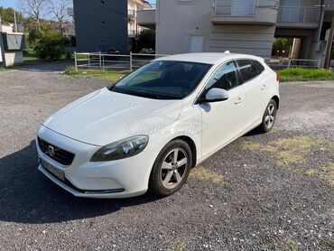 Volvo: Volvo V40: 1.6 l | 2012 year 234000 km. Hatchback