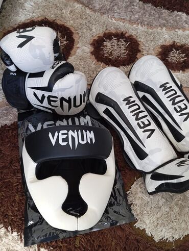 kuba mator: Venum döyüş dəsti – boks/Muay Thai/Kickboks üçün Komplekt: - Boks
