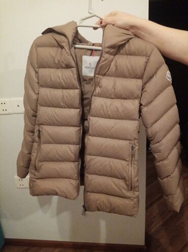 moncler prsluk muski: Puxovik kurtka, Moncler, L (EU 40)