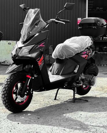 Скутеры: Скутер Suzuki, 150 куб. см, Бензин, Новый, В рассрочку
