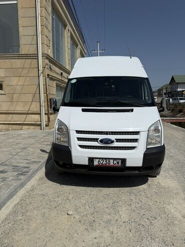 Ford Transit: 2.2 л | 2013 г. 176000 км Минивэн