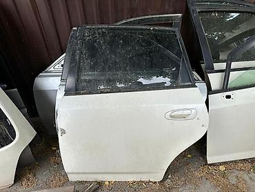 Двери и комплектующие: Продаю капот, двери на степ, стрим, эстима витс фит камри ниссан — 24