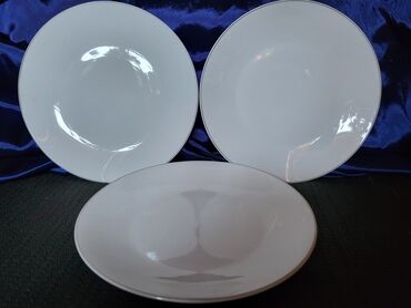 Kuhinjski setovi: Resenthal porcelanski tanjiri 1957g+. Rosenthal desertni porcelasnki na lalafo.rs — 4 Kuhinjski setovi: Resenthal porcelanski tanjiri 1957g+. Rosenthal desertni porcelasnki — 4