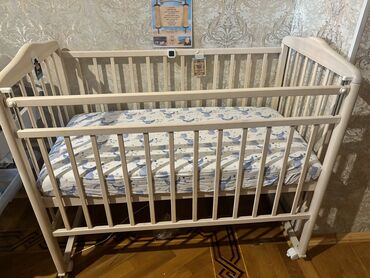 детские кроватки с комодом: Для девочки и мальчика, Колыбель, Б/у, С матрасом, Без выдвижных ящиков