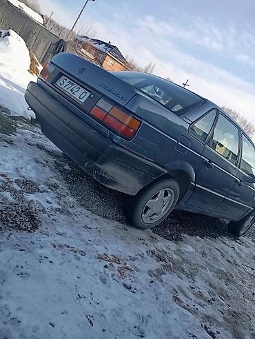 Volkswagen: Volkswagen Passat: 1988 г., 1.8 л, Механика, Бензин, Седан — 10