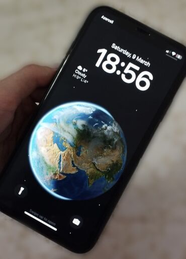iphone se 2020 satilir: IPhone 11, 128 GB, Qara, Face ID