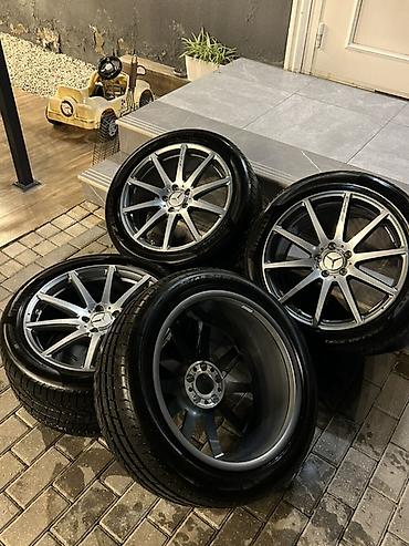 sam diskler: S-class W222 S63/S65 AMG R19 (yeni) 255/ 45/ ZR19 Pirelli P-Zero — 4