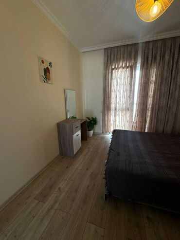 Həyət evləri və villaların satışı: Şüvəlan qəs. 4 otaqlı, 100 kv. m, Yeni təmirli -da lalafo.az — 6 Həyət evləri və villaların satışı: Şüvəlan qəs. 4 otaqlı, 100 kv. m, Yeni təmirli — 6