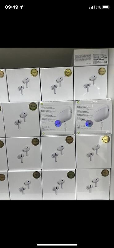 Аудиотехника: Наушники Apple AirPods Pro (MagSafe Charging Case) - Беспроводные — 1