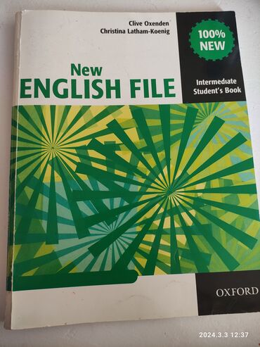 new well firmasi: New English file İntermadiate. sadəcə ilk səhifəsi yazılıb