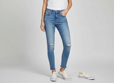 crocs j2 sandały: Lucky Brand, Jeans for women, size XS