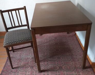 столовый стол: Комплект стол и стулья Б/у