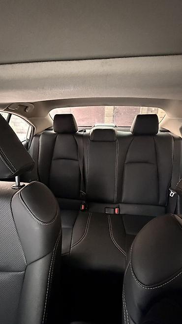 тайота электромобиль: Toyota Corolla: 2022 г., 1.8 л, Автомат, Гибрид, Седан — 10