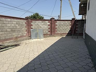 Продажа коттеджей и домов: 🏡 Продается дом под бизнес | Район Пишпек 💼 Идеально для коммерции — 20