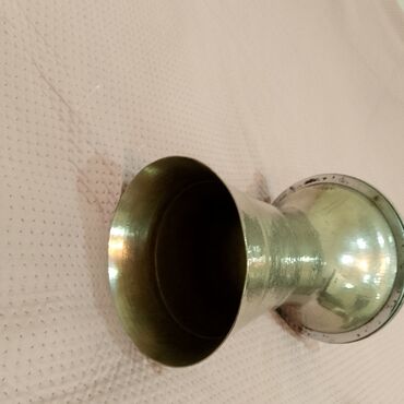 история карабаха 8 класс учебник: Metall korpuslu, bir tərəfli dərili qaval/darbuka (doumbek) tipli zərb