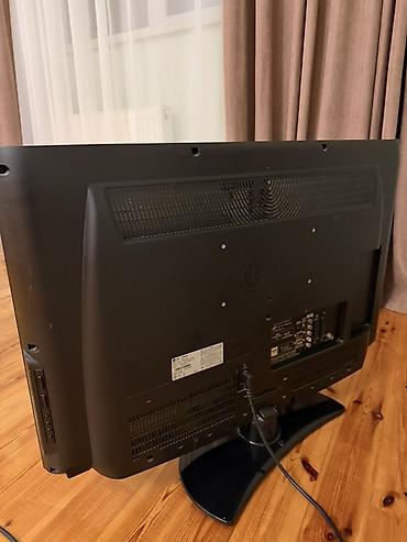 Televizorlar: PROBLEMSIZ ISLEYIR!! LG 32LD320 – 32 düymlük LCD televizor - Ekran — 2