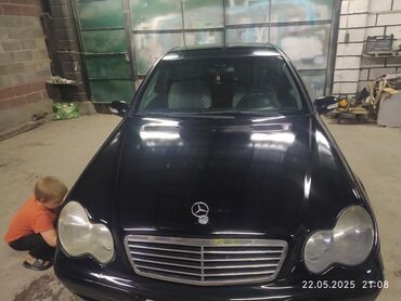 победа авто: Mercedes-Benz C-Class: 2002 г., 2.2 л, Механика, Дизель, Седан