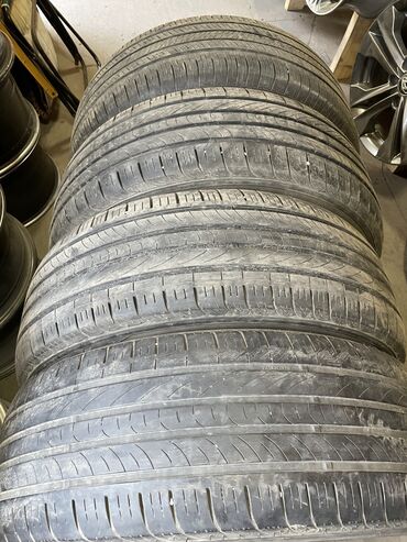 r18 235: Комплект шин размером 235/60R18. Шины 2023года Эти шины подходят для
