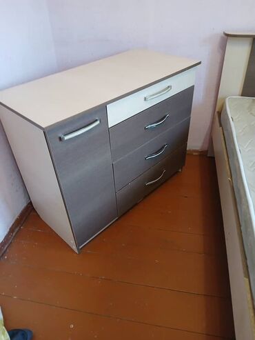 белая мебель в спальне: Спальный гарнитур в современном стиле, цвет: комбинация светлого